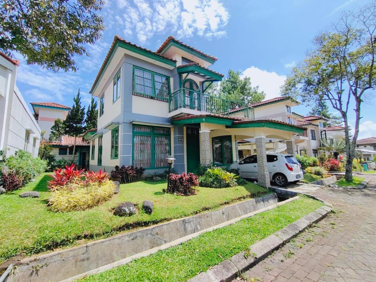 Villa Semesta Cikundul Dış mekan fotoğraf